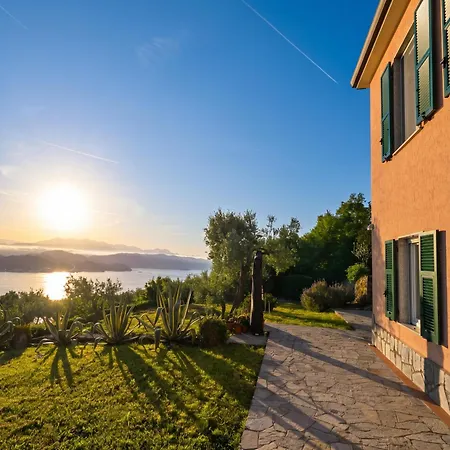 Il Collina - Poets'vista 4* ラ・スペツィア